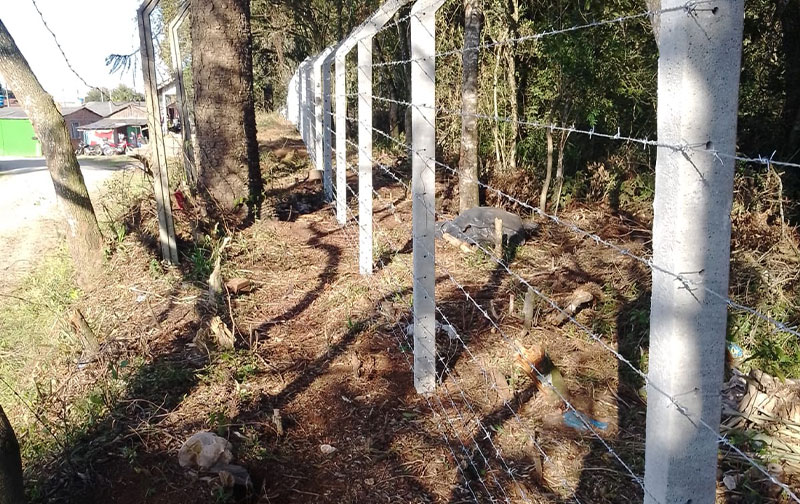 Cerca de Arame Farpado - Imagem 1